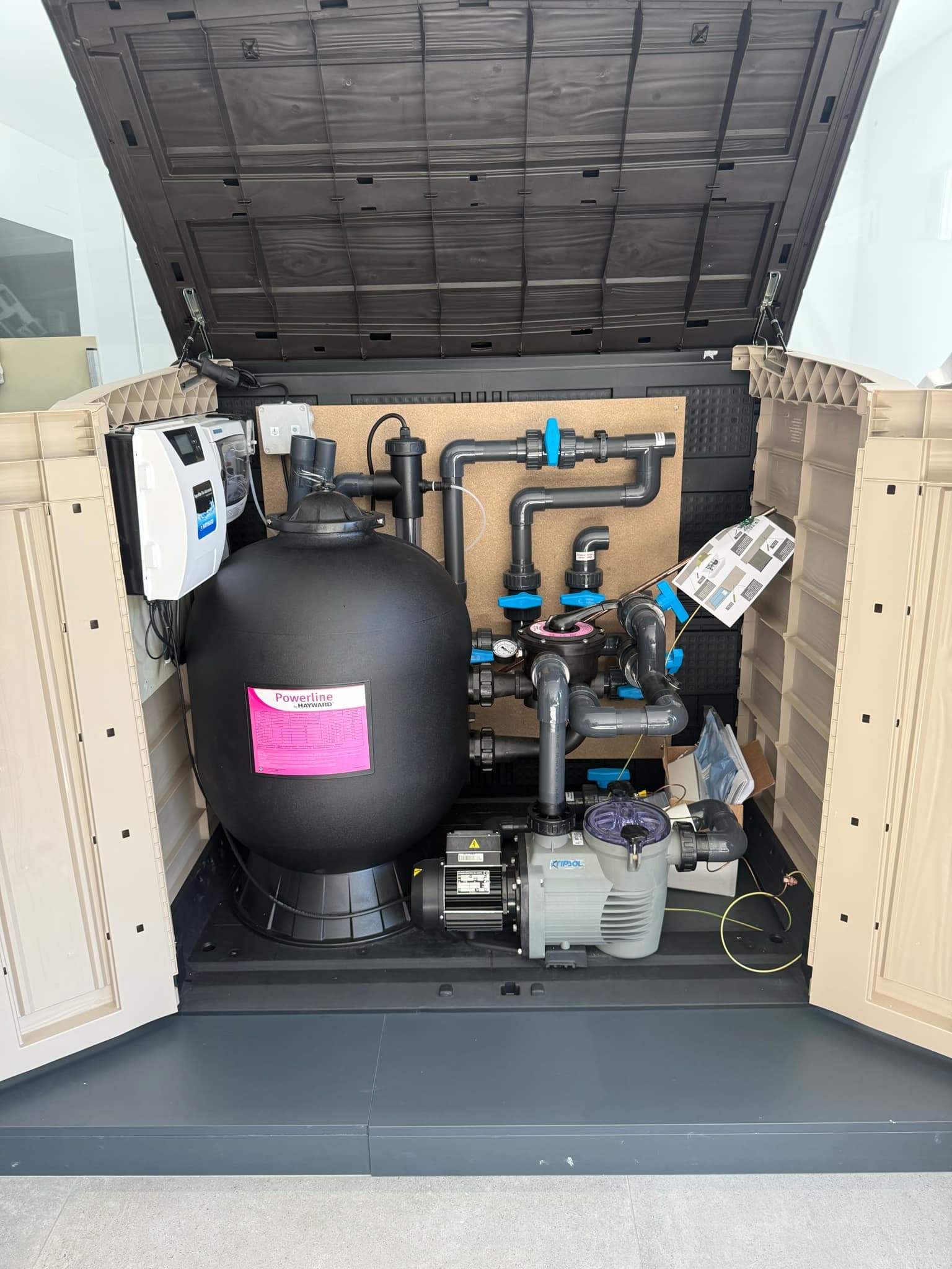 Local Technique chlore PVC Hors Sol Pré installé